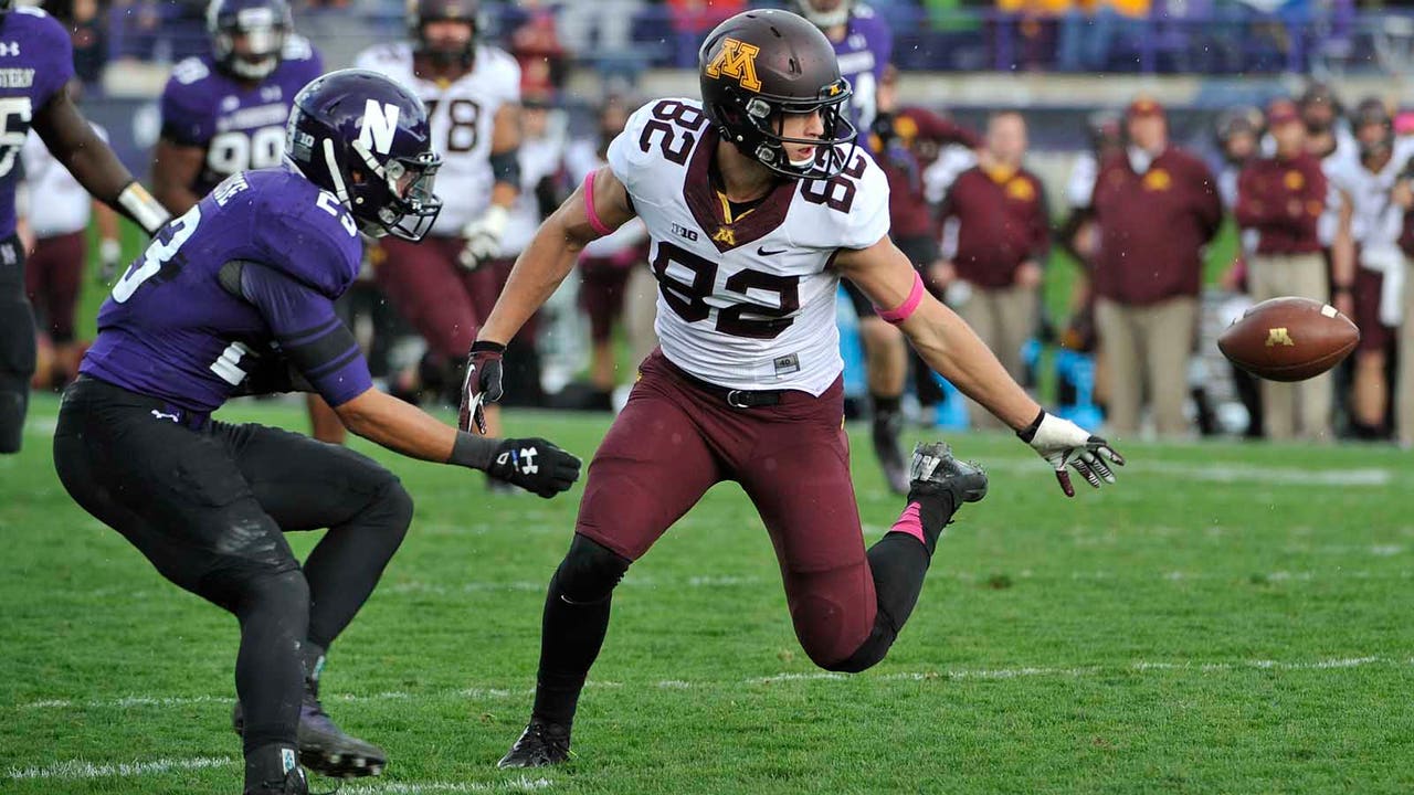 Sophomores take on leadership role in Gophers' young receiver corps